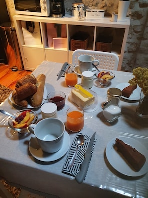 Desayuno continental incluido todos los días