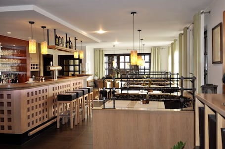 Bar (en el alojamiento)