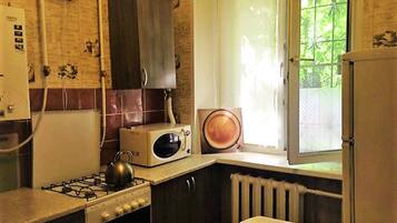 Apartment | Eigene Küche | Großer Kühlschrank, Mikrowelle, Herdplatte, Wasserkocher