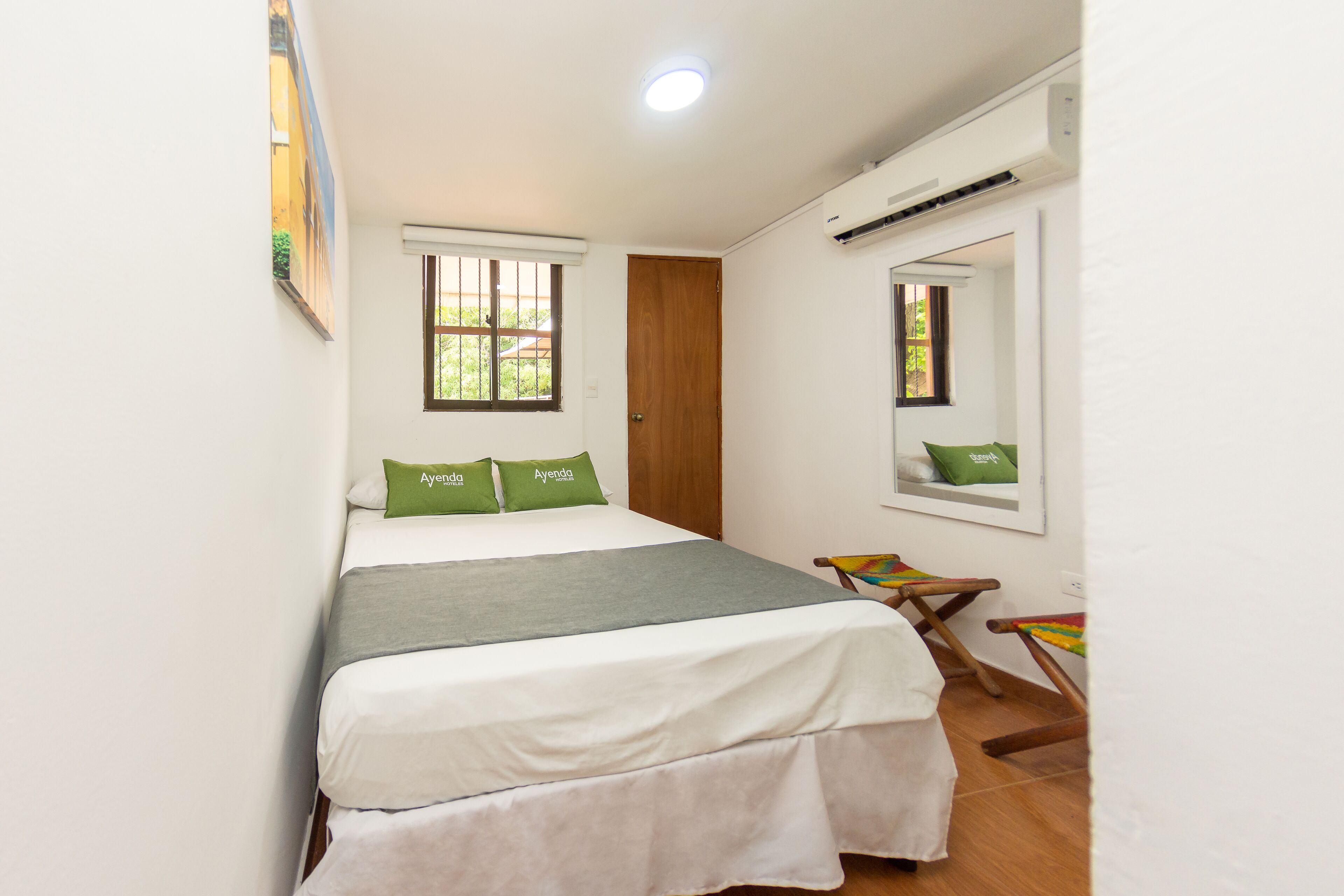 economy double room | in-room safe, free wifi, bed sheets