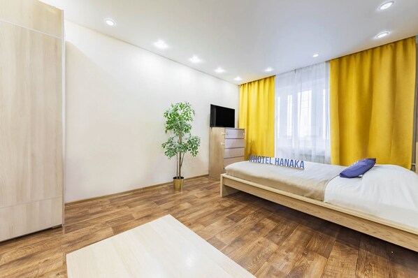 Desk, iron/ironing board, free WiFi, bed sheets