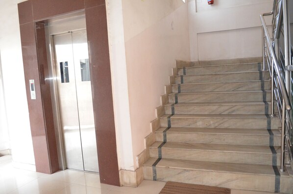 Staircase - Ta-Tin (Durgapur)