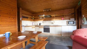 Blacksmith Hostel Room 1,2 & 3 | Private kitchen | Fridge, microwave, oven, stovetop