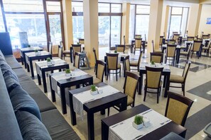 Restaurant - Hotel Lebed (Varna)