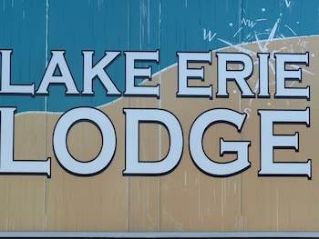 Lake Erie Lodge