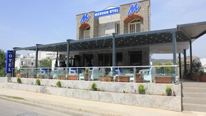Front of property - Mervan Otel (Bodrum)