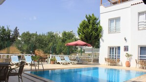Seasonal outdoor pool - Mervan Otel (Bodrum)
