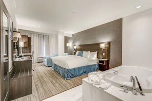 Egyptian cotton sheets, premium bedding, in-room safe, desk