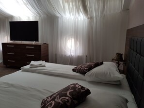 Exclusive Double Room | Minibar, desk, iron/ironing board, free cots/infant beds - Hotel Story (Sarajevo)