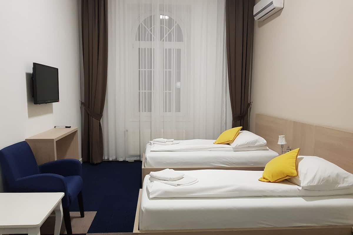 2 Bedroom Apartment | Minibar, Schreibtisch, Bügeleisen/Bügelbrett, kostenlose Babybetten