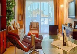 Flat-screen TV, pay movies