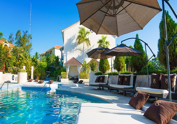 Deluxe Suite, 2 Bedrooms, Resort View, Poolside | View from room