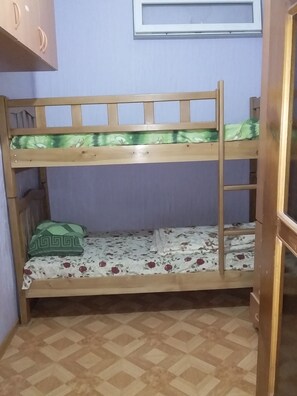1 bedroom, premium bedding, minibar, in-room safe