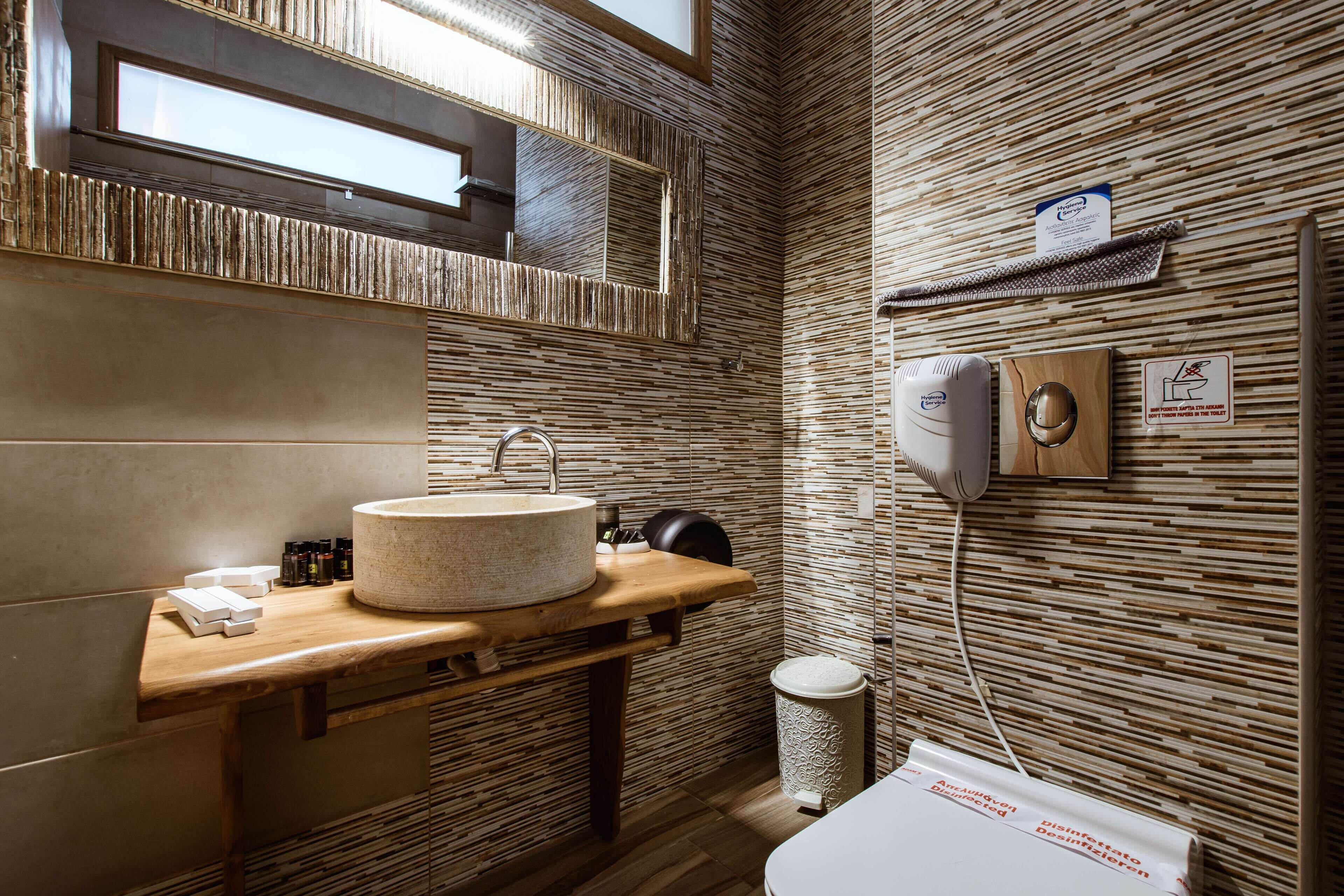 Photo - Deluxe Suites