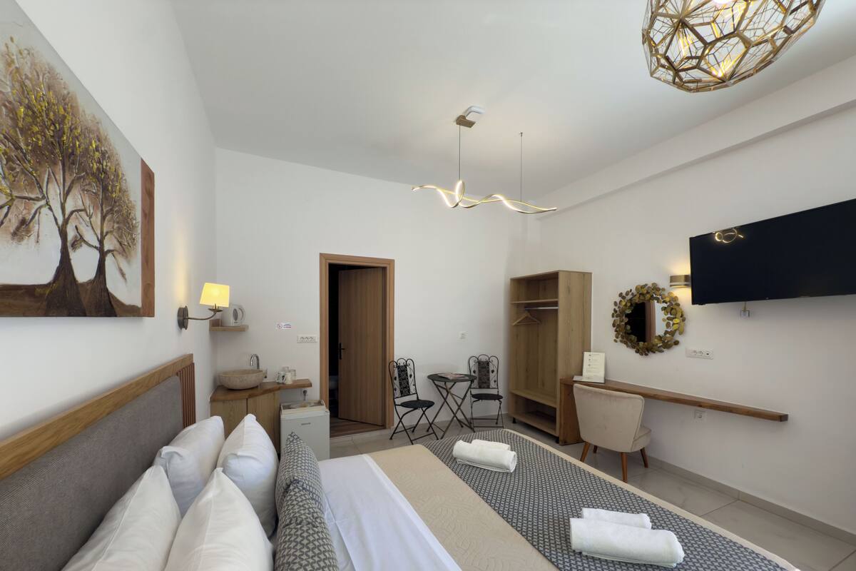 Doppelzimmer | 1 Schlafzimmer, Schreibtisch, schallisolierte Zimmer