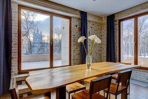 Luxury Suite | In-room dining - Smolny Park Suite (St. Petersburg)