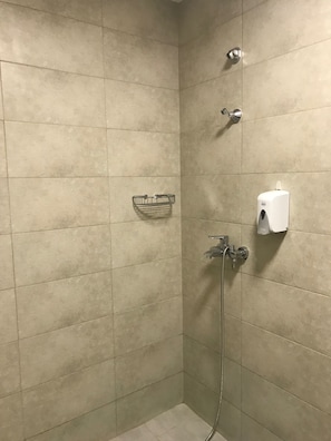 Classic Shared Dormitory, Mixed Dorm (C) | Bathroom