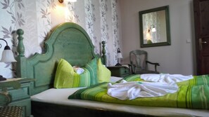 Quarto casal | 1 quarto, roupas de cama antialérgicas, escrivaninha