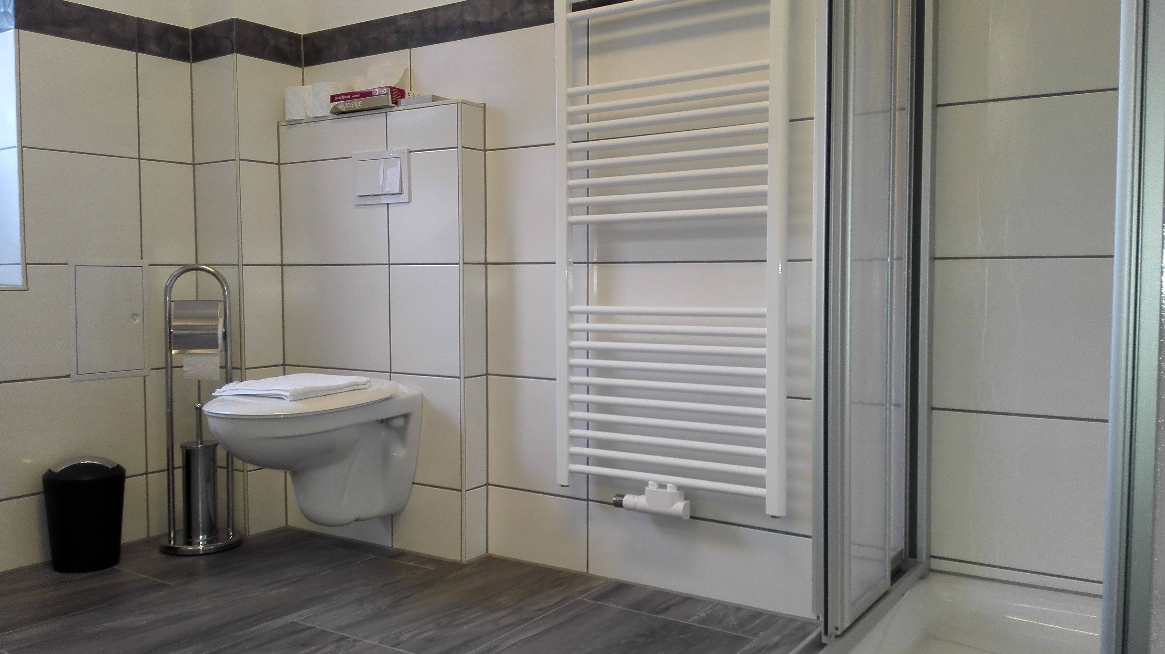 apartment, 1 bedroom (alice) | bathroom | free toiletries, hair dryer, towels