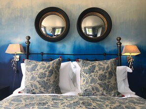 Deluxe-Doppelzimmer, mit Bad, Gartenblick (and Shower)