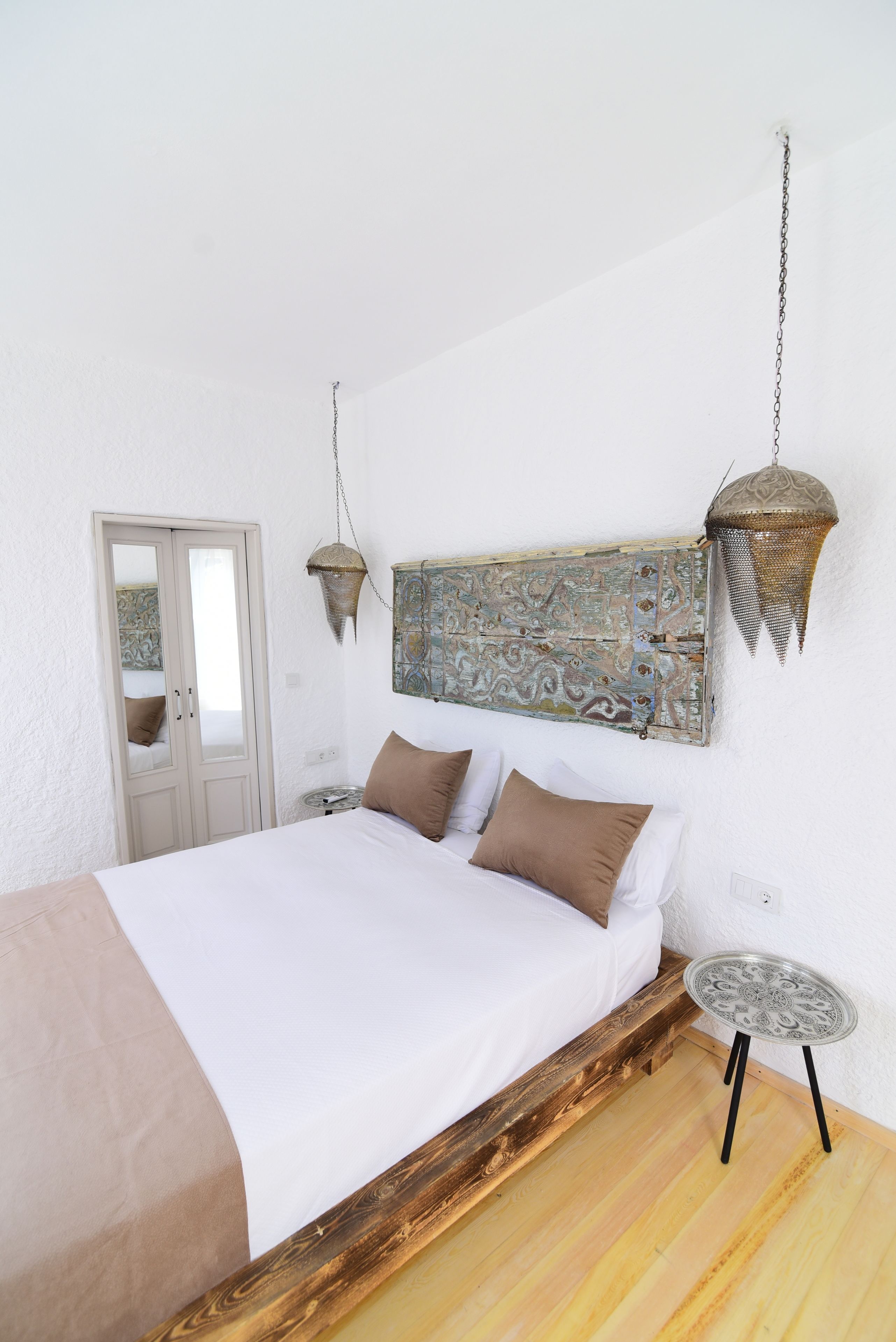 egyptian cotton sheets, premium bedding, minibar