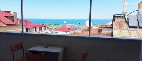 Apartment | Iron/ironing board, free WiFi, bed sheets