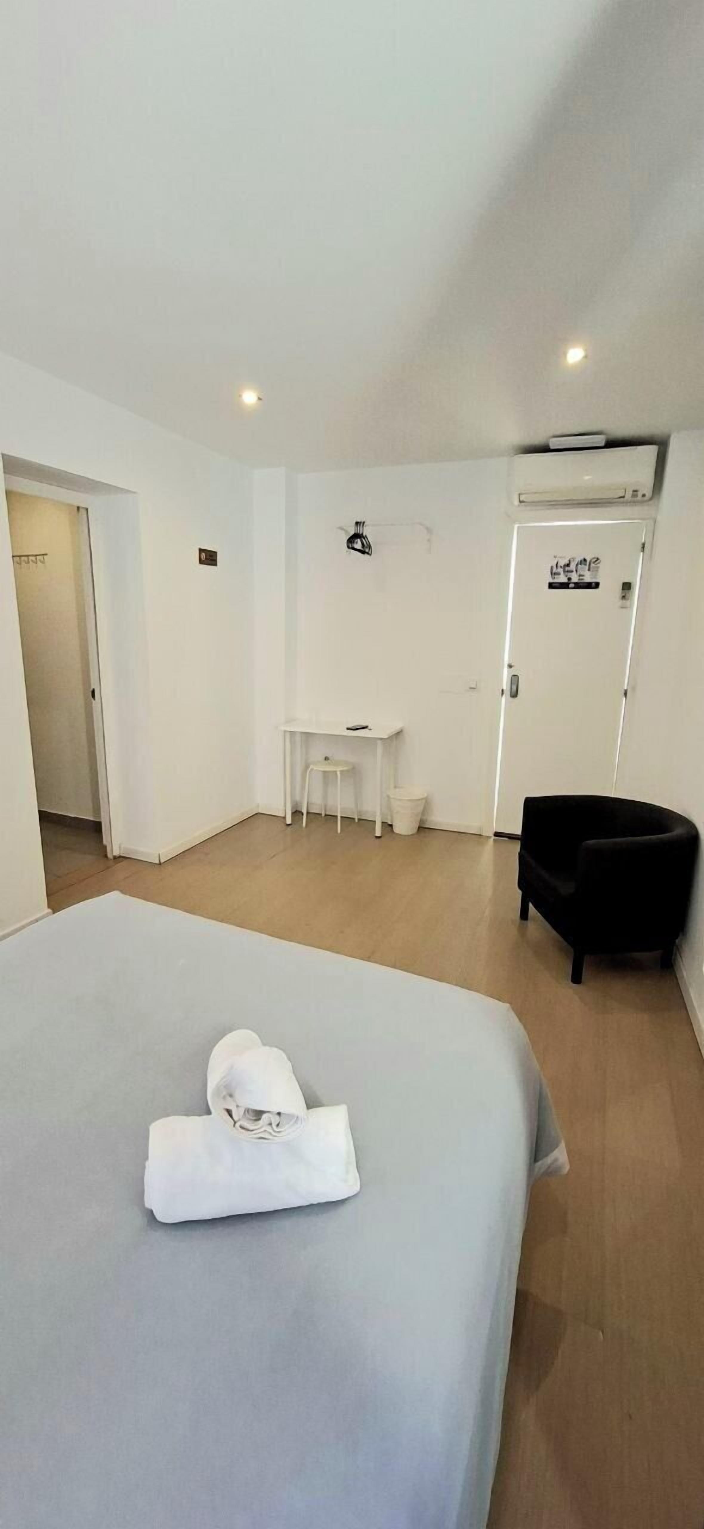 Photo - AYZ Javier Cabrini - Auto check-in property