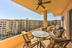 Outdoor dining - Cabo San Lucas Villa w/ Resort Amenities! (Cabo San Lucas)