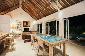 Superior Villa, 2 Bedrooms | In-room dining