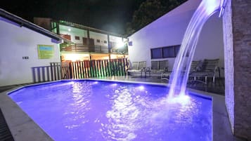Udendørs pool