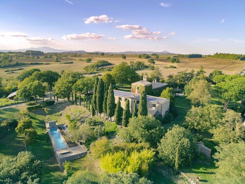 Private VILLA - ex Kloster - Pool - Ruhe - Panorama - Garten - Barbecues - Sauna