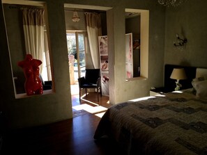 4 bedrooms, iron/ironing board, travel cot, WiFi