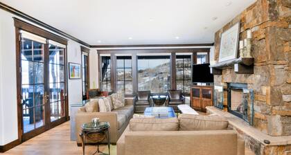 Direct Ski In-Ski Out Luxury Condo