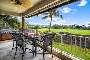 Outdoor dining - KaMilo Villa★ Heated Pool ★Golf Course Views ★ Beach Club Access (Kamuela)