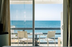 King Room with Ocean View | Premium bedding, Tempur-Pedic beds, blackout drapes, iron/ironing board