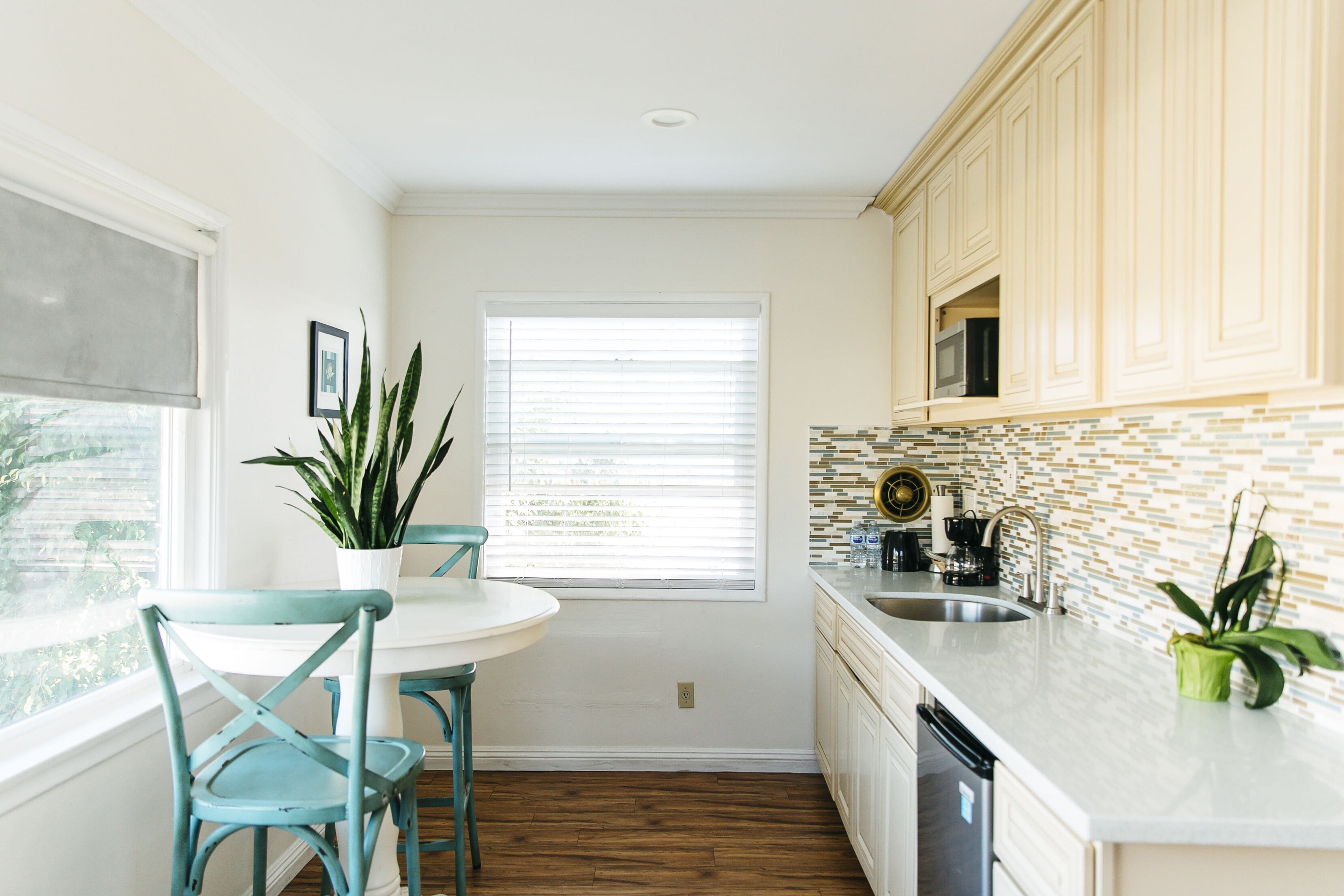 suite, balcony, ocean view | private kitchenette | mini-fridge, microwave, coffee/tea maker, toaster