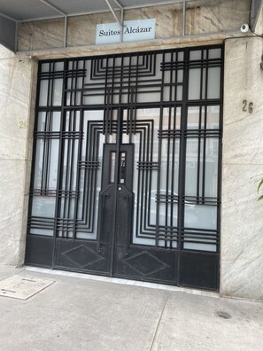 Entrada de la propiedad