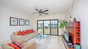 Penthouse, 2 Bedrooms | Living area | Flat-screen TV - Heliko 403 by PRP (Playa del Carmen)