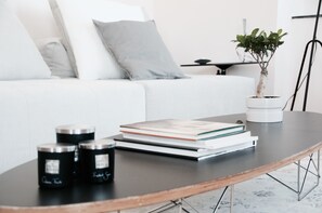 3 bedrooms, iron/ironing board, travel crib, WiFi - Luxurious apartment with breathtaking views of the Acropolis, Temple of Zeus. (Athina)