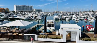 Superb family home in the heart of Vilamoura on 500m plot, enclosed swimming pool