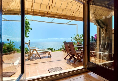 WHERE THE SUN AND THE SEA LIVE / AMAZING VIEW OF 180º OVER THE SEA