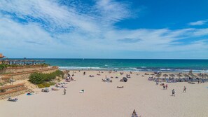 Beach nearby, beach towels