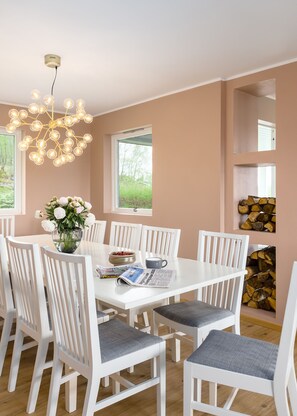 Dining - Farm vacation by the fjord near Bergen (Lindås)