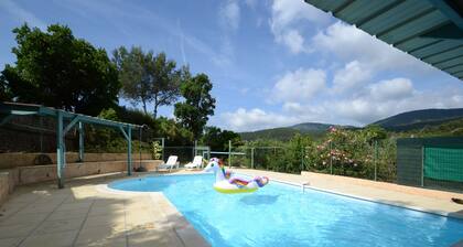 Magnificent T3 in a villa in a popular environment
