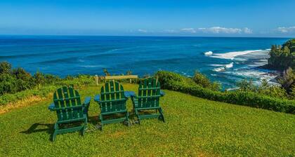 Oceanfront Princeville Condo w/ Incredible Views! Watch the Waves In Bed