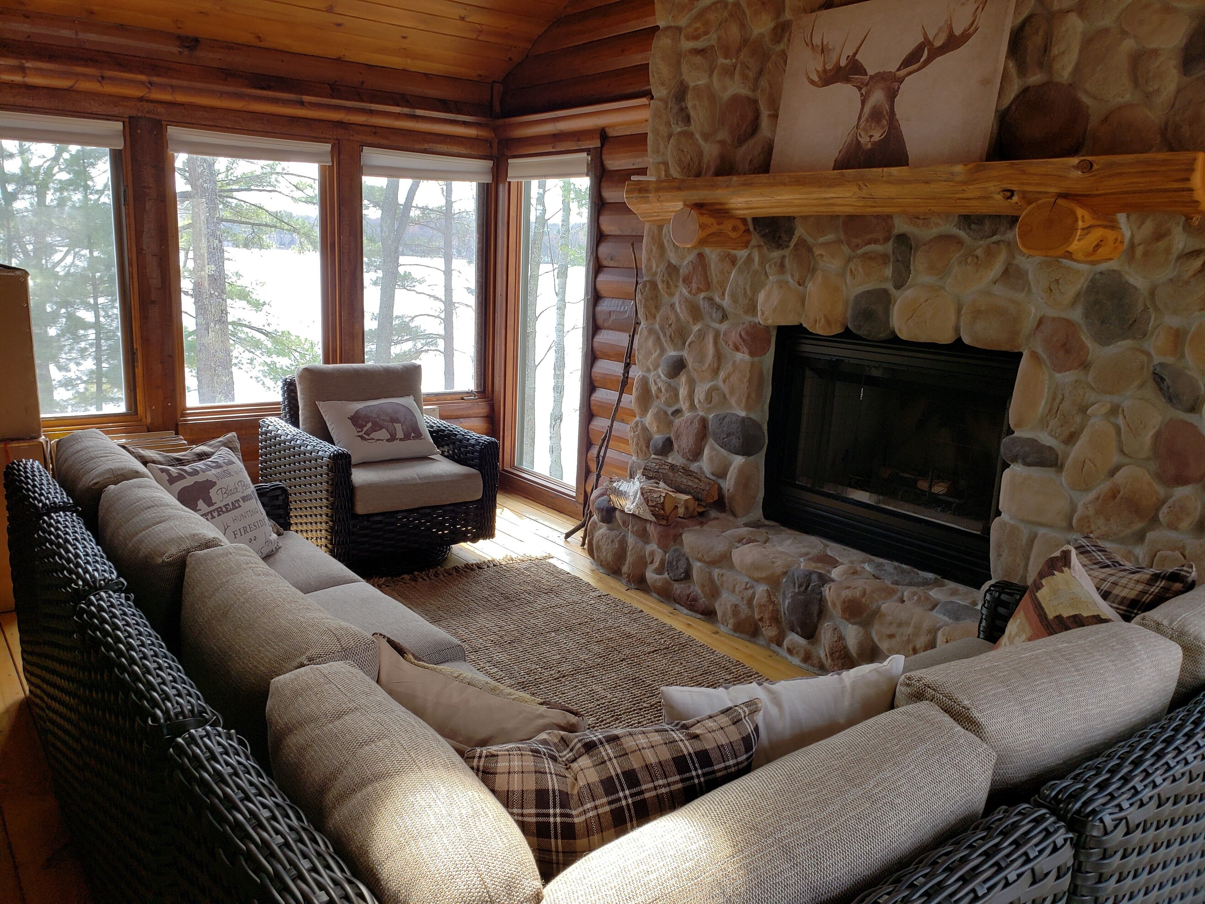 Stunning Lakefront Home- Amazing 5,500 acre Lac Courte Oreilles Lake