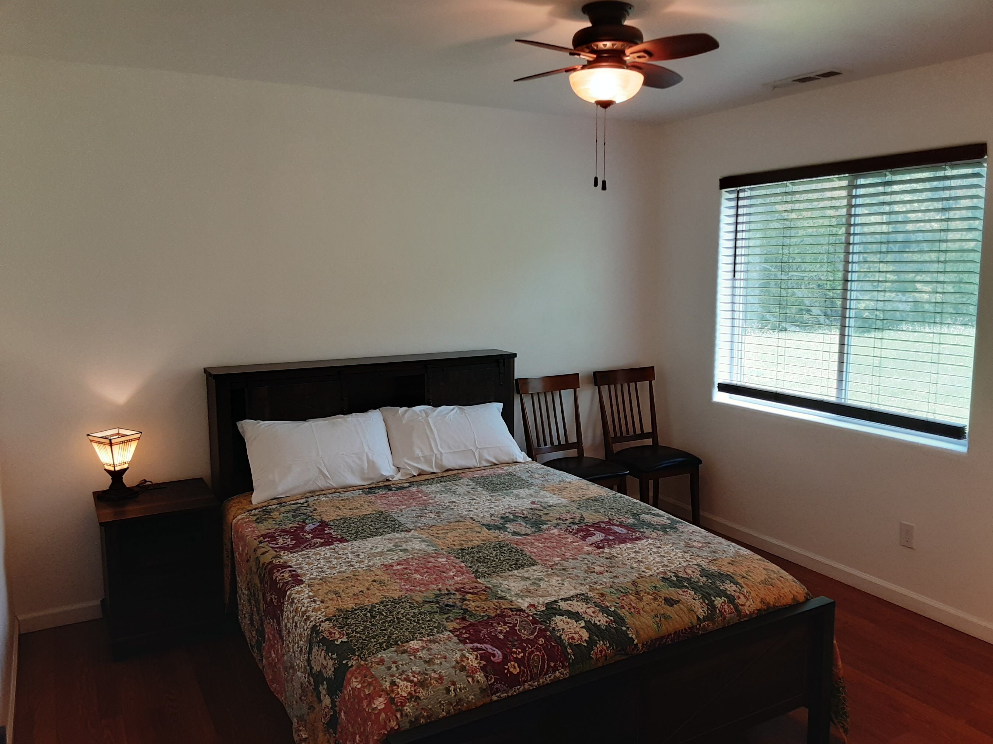 3 habitaciones, wifi gratis y ropa de cama 