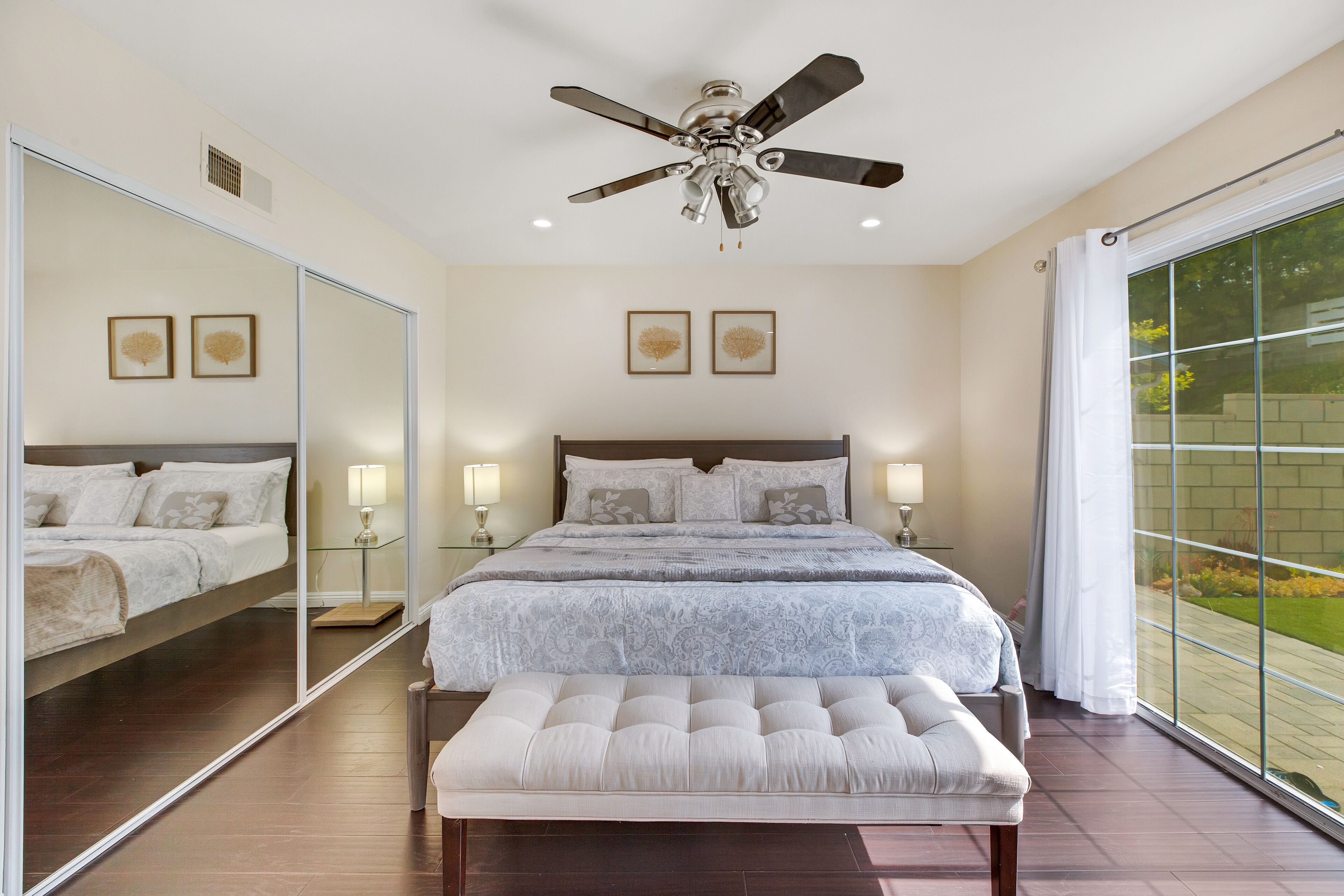 ★12 miles to Disney - Spacious backyard ★