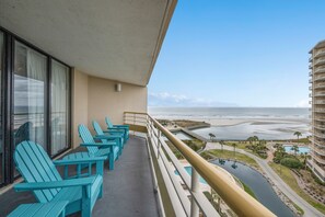 Property grounds - Oceanfront condo in private community + Free Attraction Tickets! (Myrtle Beach)