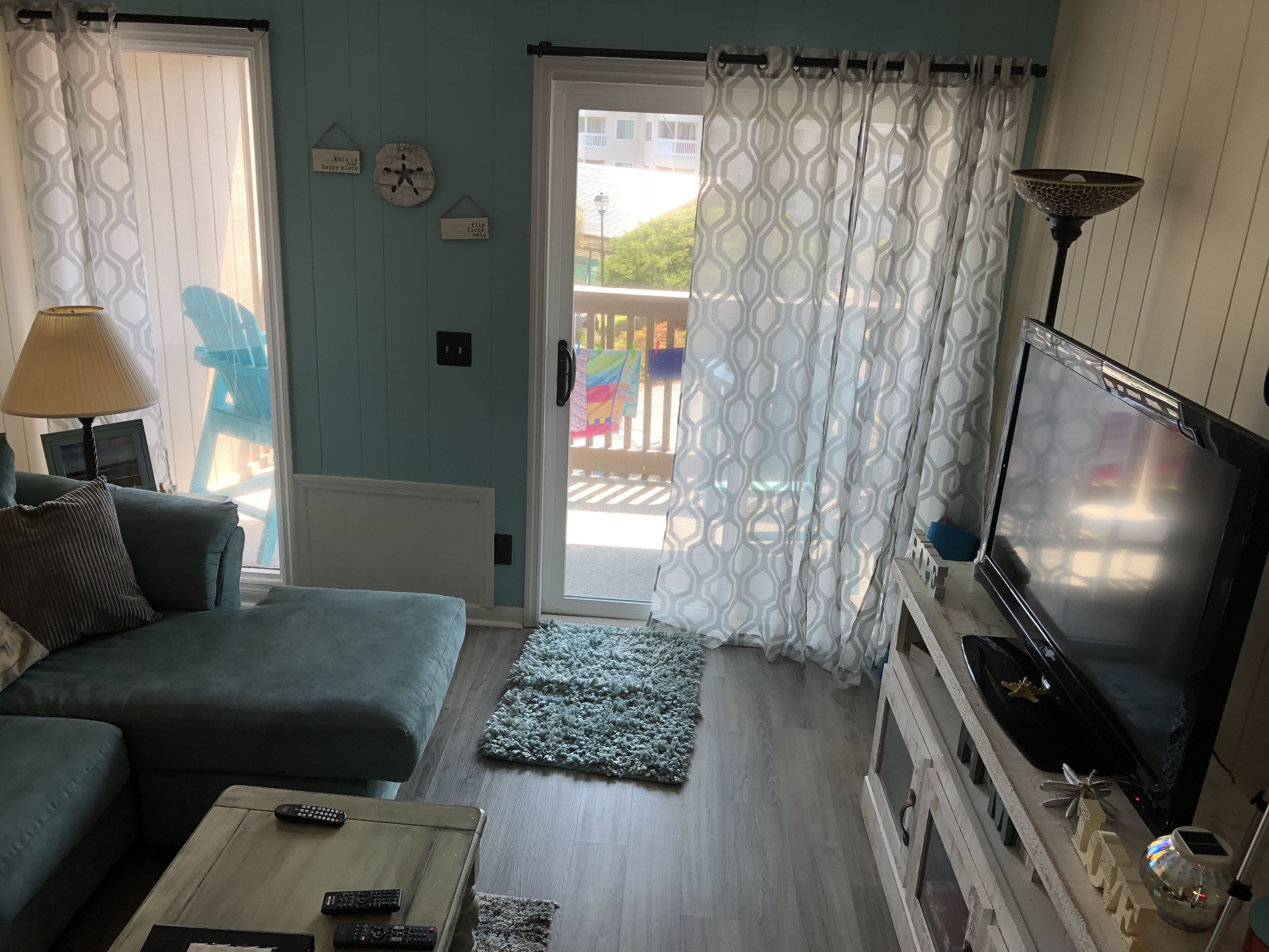  SEAS THE DAY at this beautifully updated condo with great view!